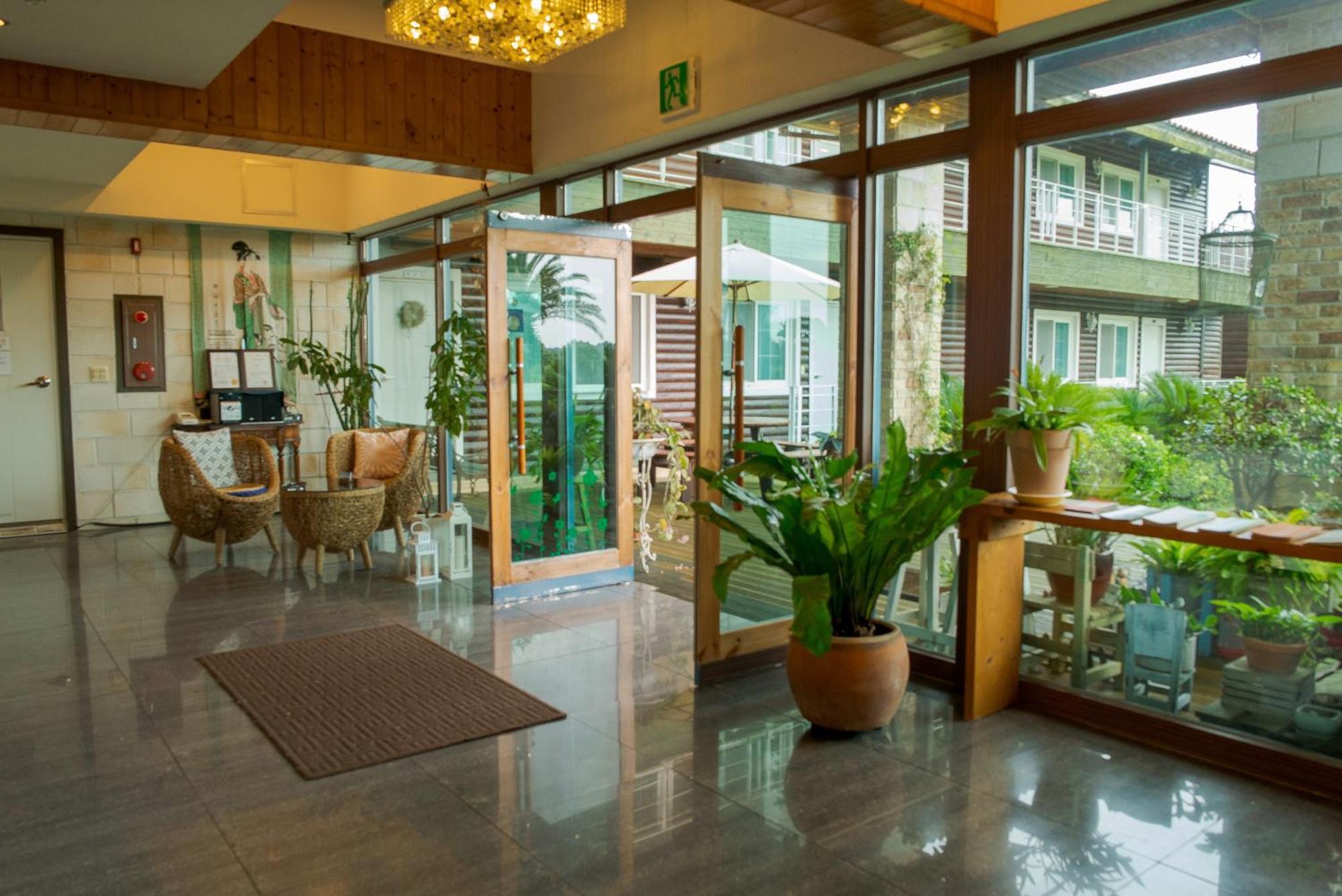 Green Narae Pension مدينة سيوجويبو المظهر الخارجي الصورة