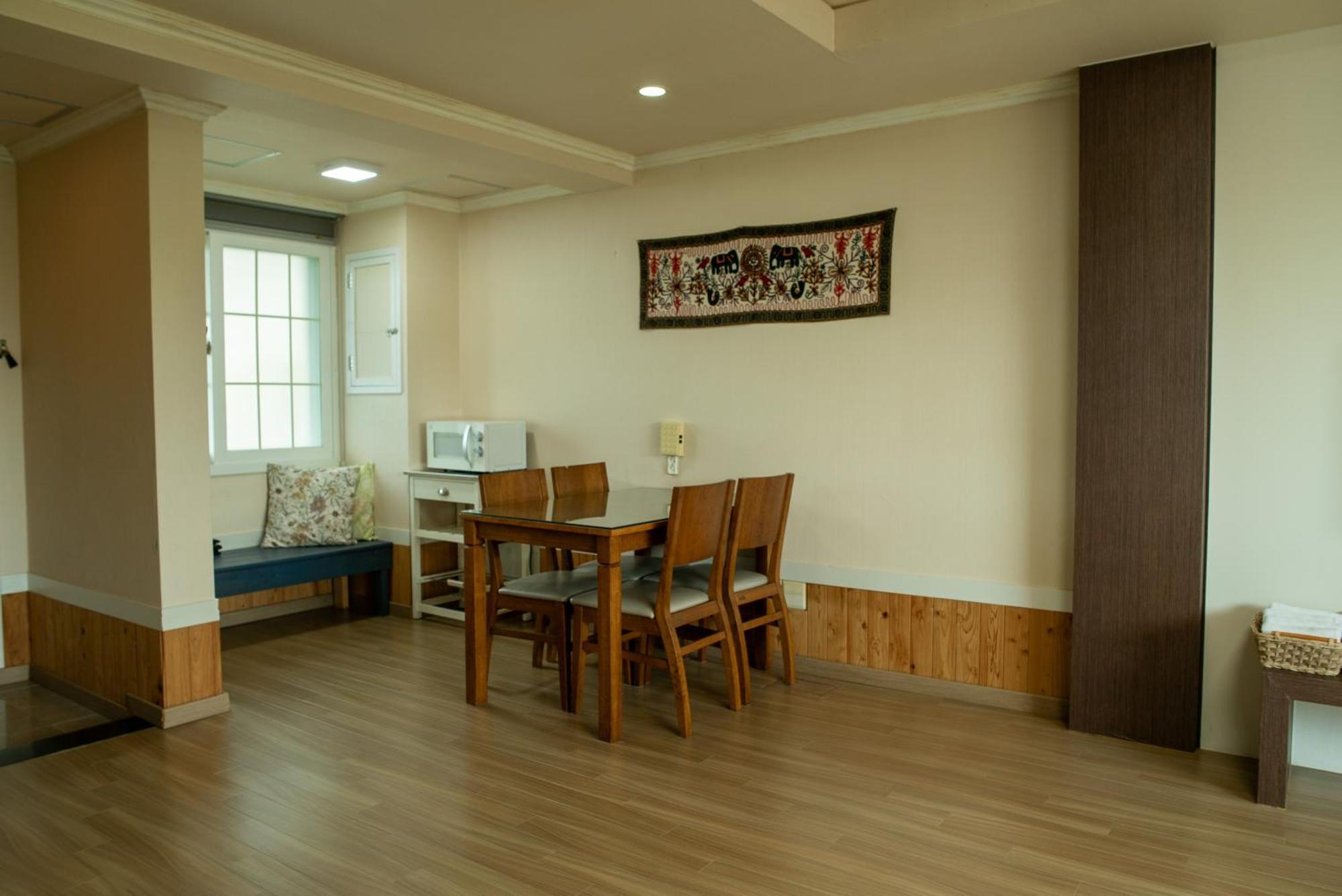 Green Narae Pension مدينة سيوجويبو المظهر الخارجي الصورة