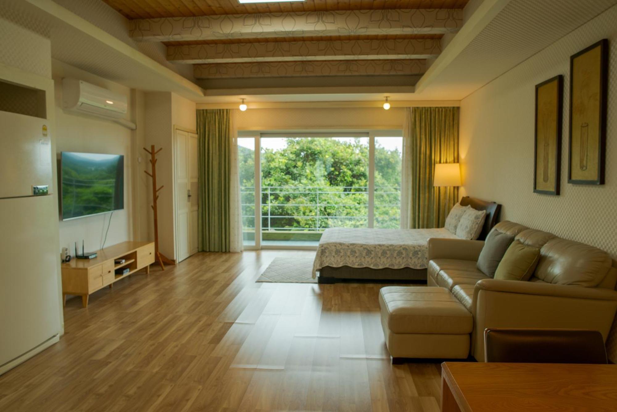 Green Narae Pension مدينة سيوجويبو المظهر الخارجي الصورة